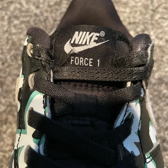 Nike Kids Black and White Floral Sneakers - Picture 3 of 7